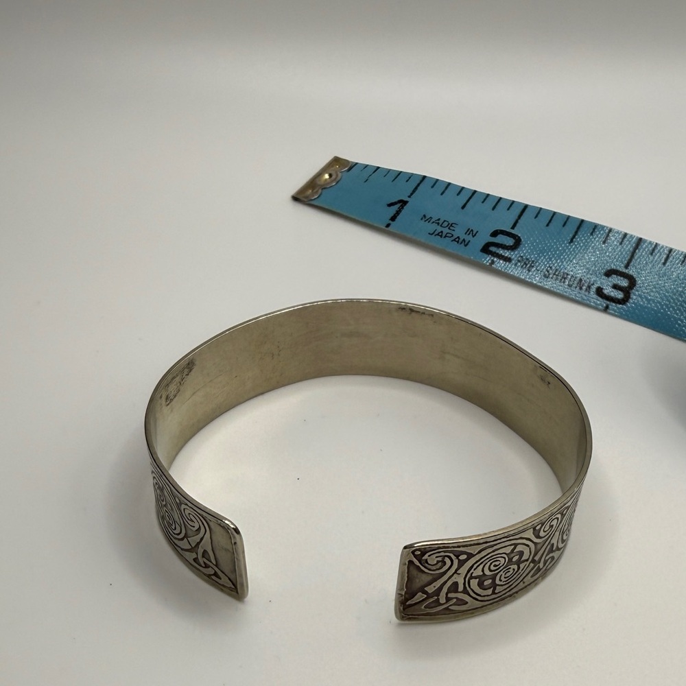 Silver Celtic Etched Cuff Bracelet. - Picture 9 of 10